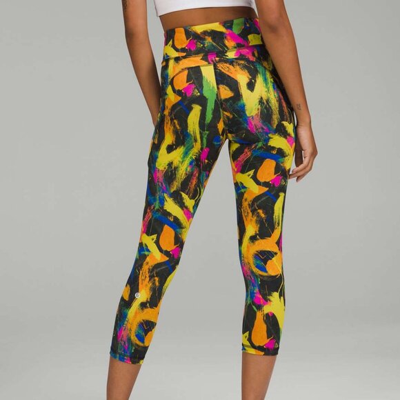 Lululemon Invigorate High-Rise Crop Everlux 23" In Undertone Black Multi Size 2 - Picture 2 of 8